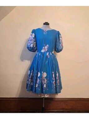 Vintage Handmade Dress, Blue Floral Puffed Sleeve 50s 60s Style Dress Size M
